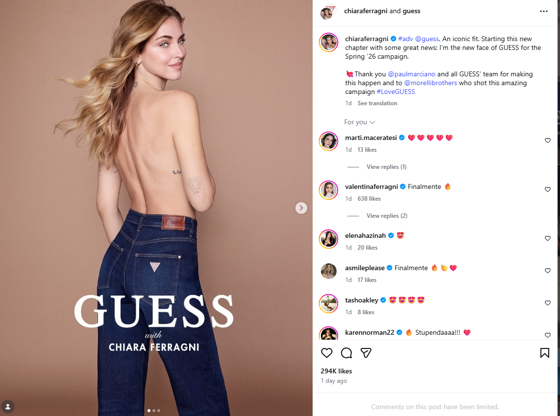 Chiara Ferragni се завръща в модата с бляскава кампания на GUESS